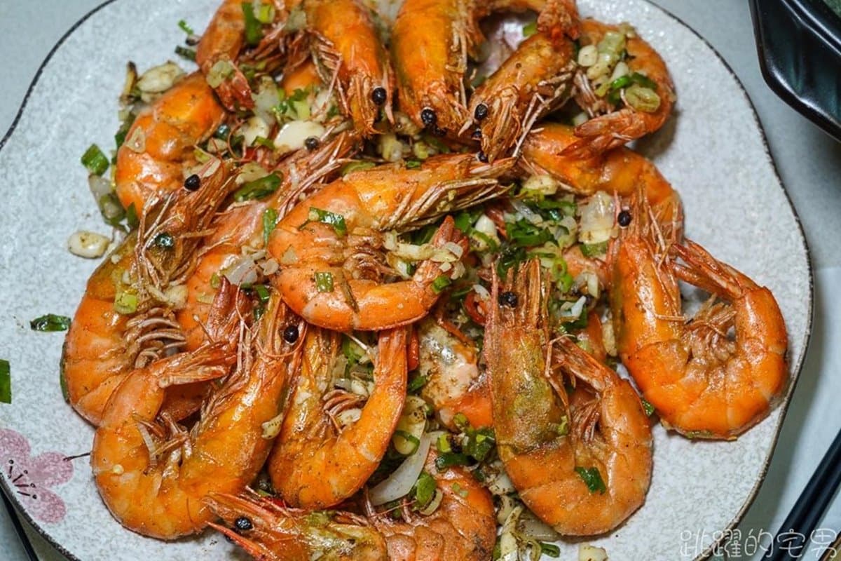 「花蓮版米其林」來了!部落客激推14家最強美食:旭蟹麻油雞、蛋餅界天花板 「花蓮版米其林」來了!部落客激推14家最強美食:旭蟹麻油雞、蛋餅界天花板