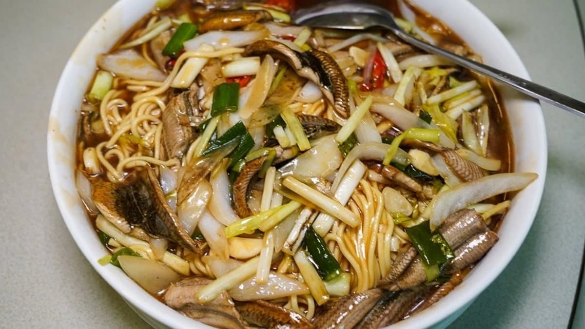 鱔魚意麵調味不像台南酸甜感這麼重，卻仍保有道地口味。（圖片來源：跳躍的宅男）