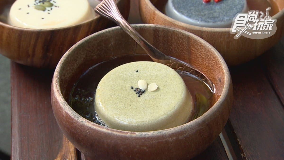 「抹茶寒天豆花」吃起來毫不甜膩，口感很清爽。
