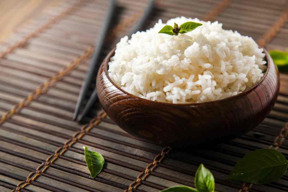 白飯也會造成食物中毒！剩飯千萬別「這樣做」，當心「炒飯症候群」找上你