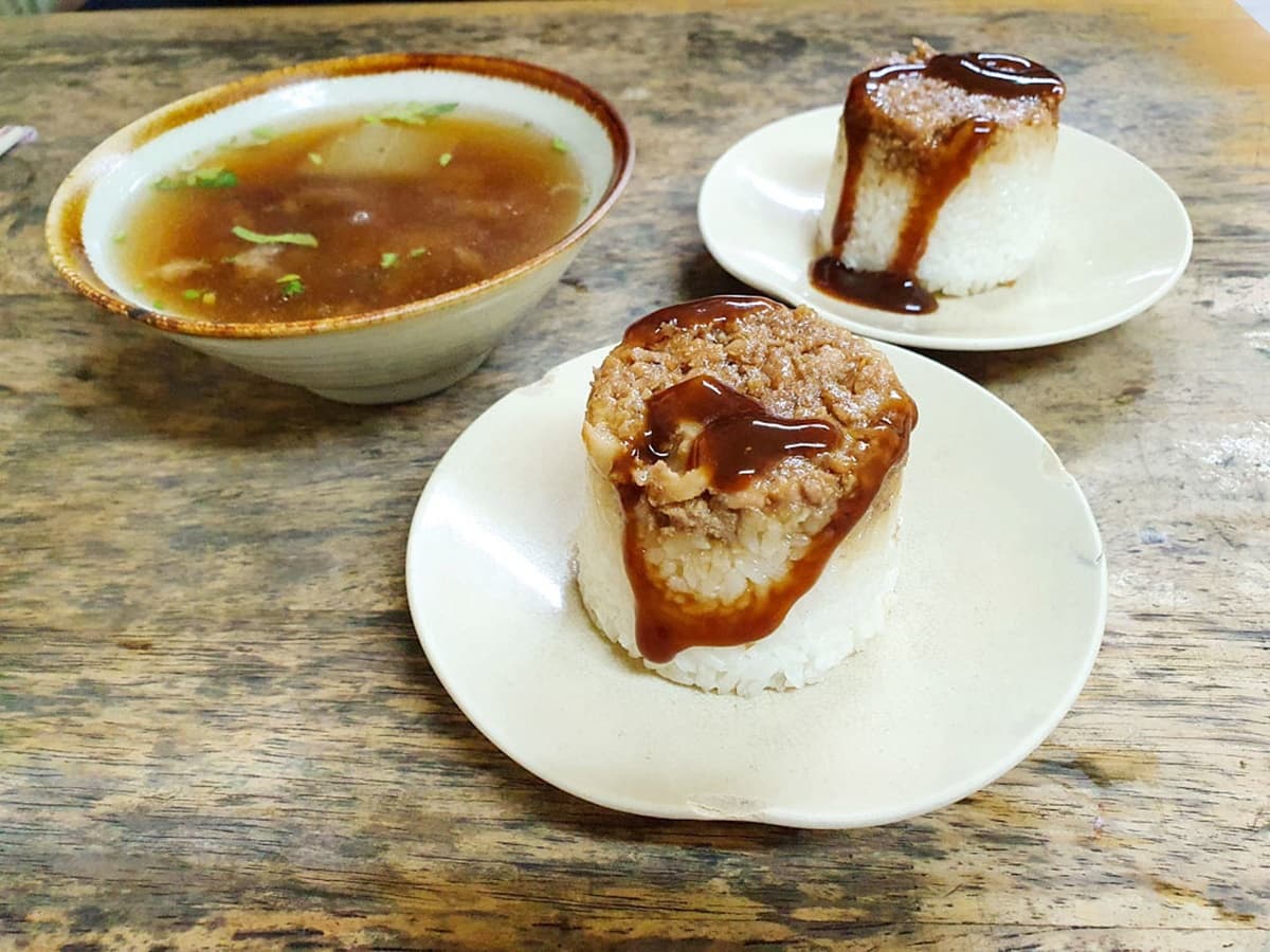 台灣咖啡節開跑!順路吃6家古坑美食:咖啡桶仔雞、25元米糕、大腸包小腸 台灣咖啡節開跑!順路吃6家古坑美食:咖啡桶仔雞、25元米糕、大腸包小腸