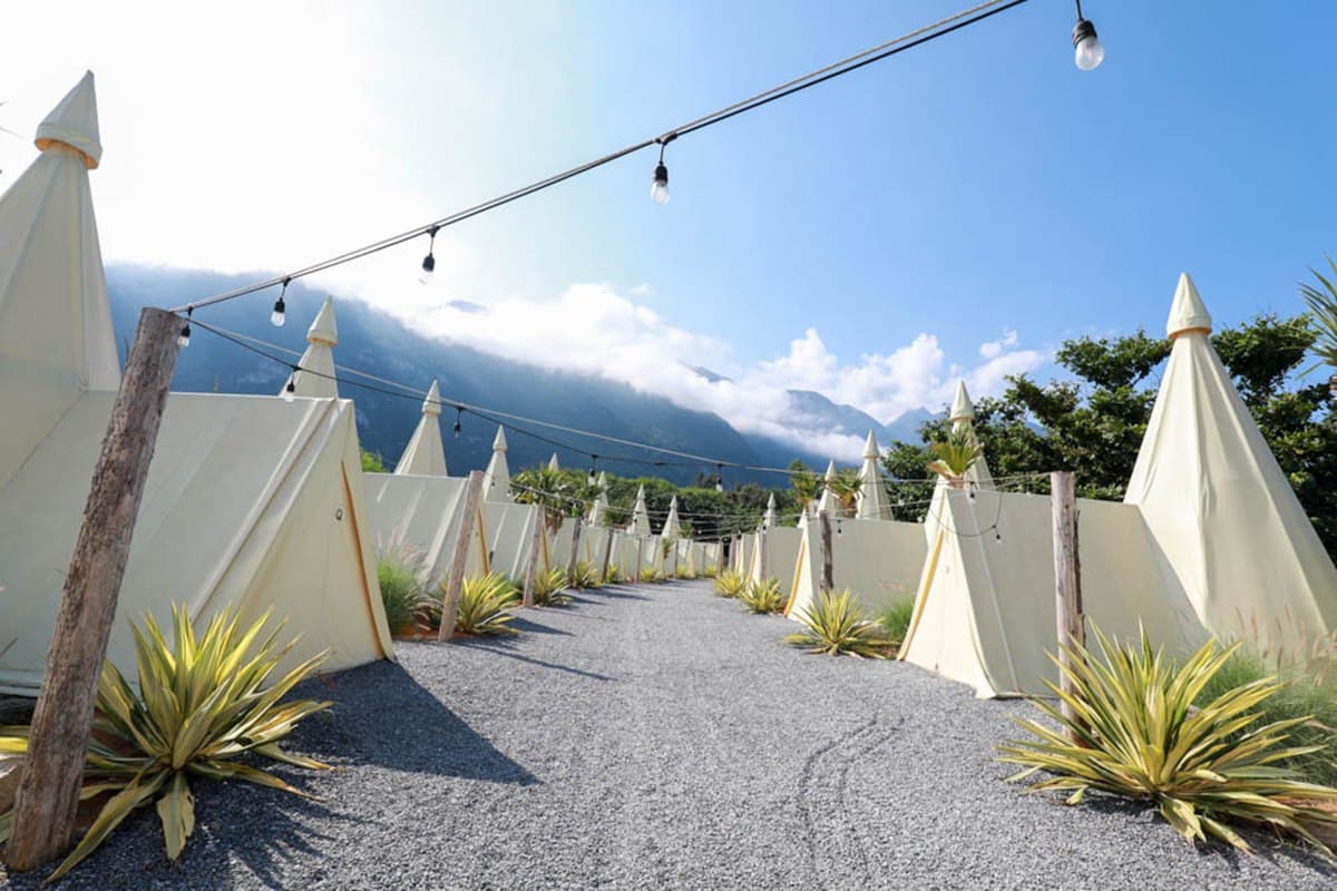 山海美景一次收！花東５大懶人露營：夢幻水上球型屋、平日入住2000元有找