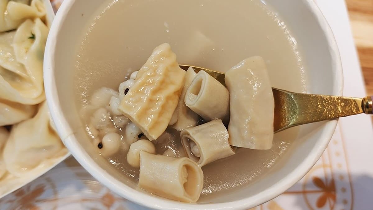 四神湯料給很多，腸子也有處理乾淨，口感軟嫩很不錯。（圖片來源：Yuki‘s Life）