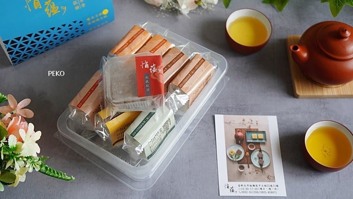 「悄藴糕餅茶食」主打手作冰心綠豆糕。（圖片來源：PEKOのSimple Life）