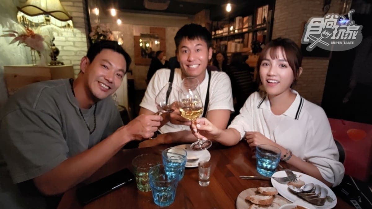 11/11《熱血48小時》網路限定版影音：台北超Chill餐酒館