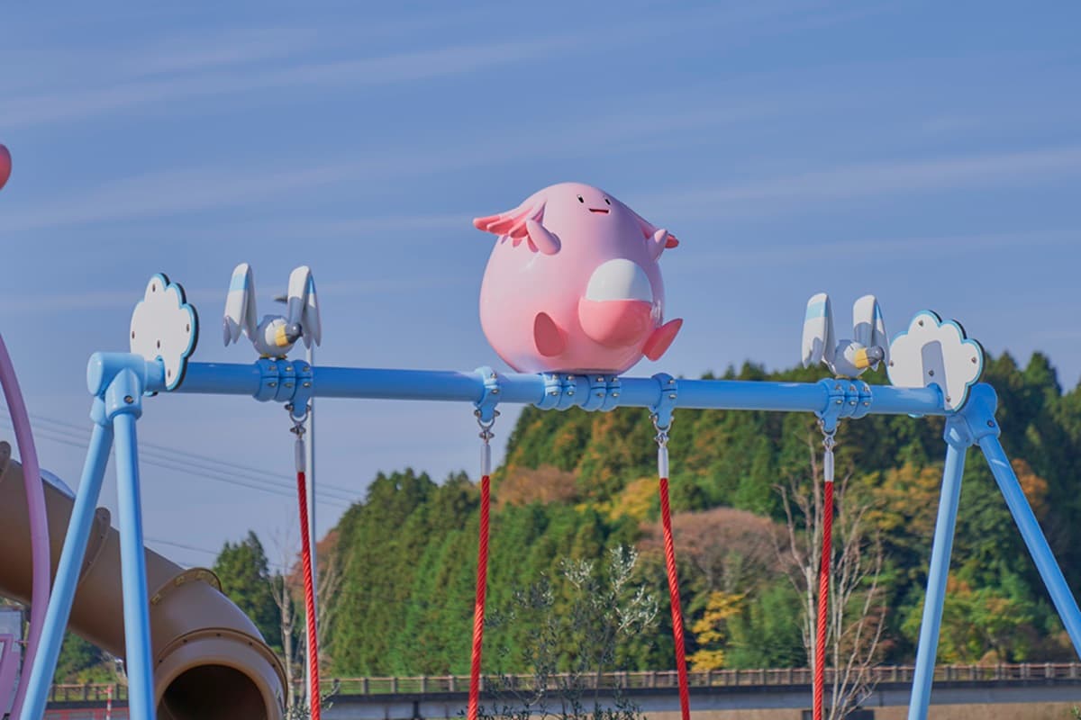 寶可夢粉先衝！日本超粉嫩「吉利蛋公園」，６公尺高溜滑梯、皮卡丘長椅拍爆
