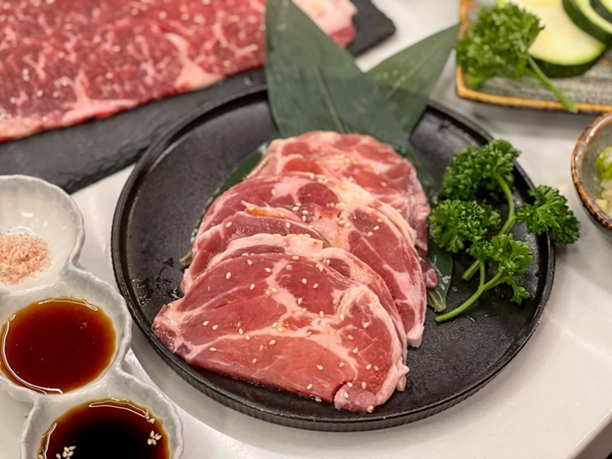 台南首創邊吃肉邊打怪！高CP值「日式燒肉」必點雙人套餐，再享啤酒買一送一