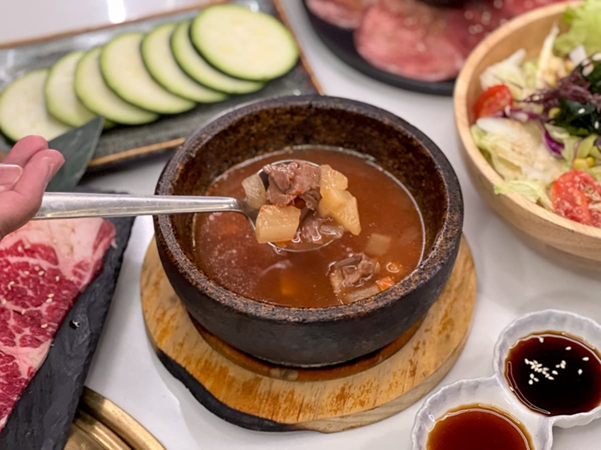 台南首創邊吃肉邊打怪！高CP值「日式燒肉」必點雙人套餐，再享啤酒買一送一