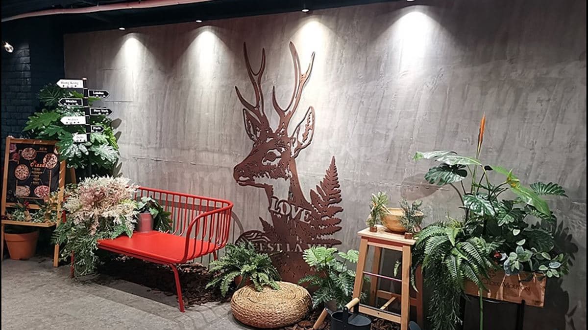 店內還設有網美牆可拍照打卡。（圖片來源：商妮吃喝遊樂）
