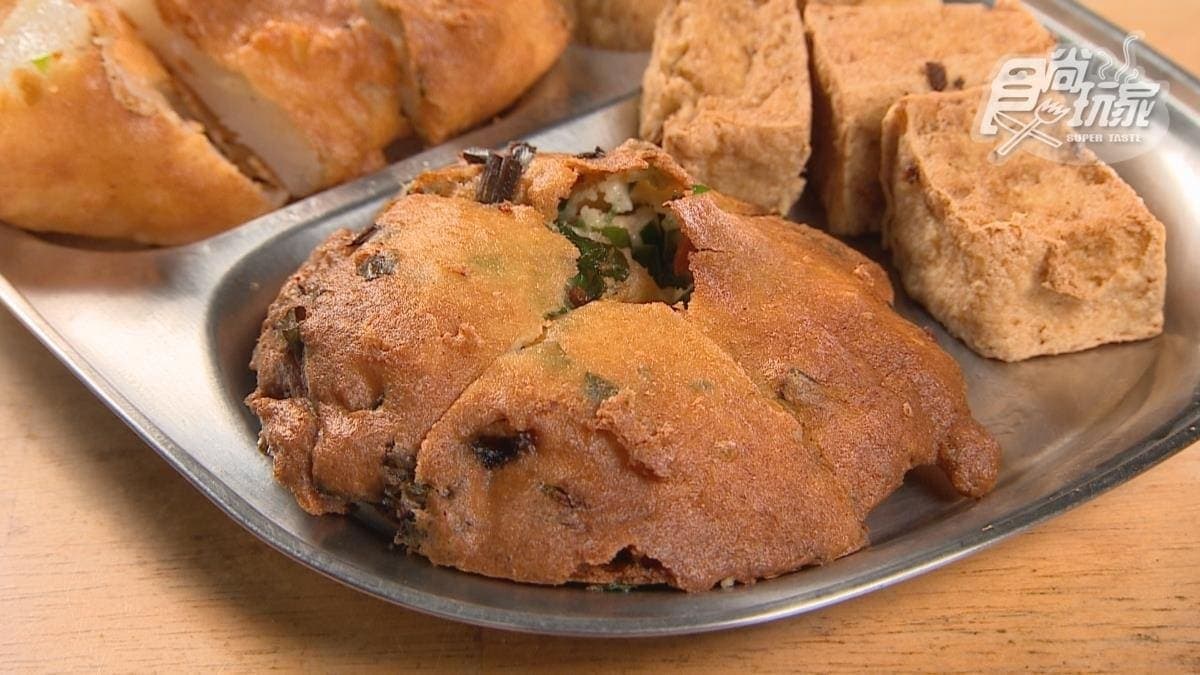 肉嗲塞滿爆量的肉和韭菜。