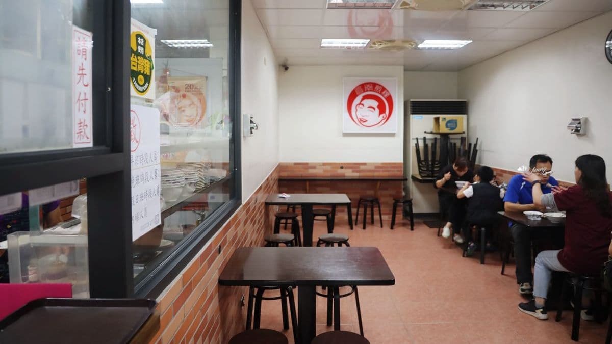 台南煎粿是當地很受歡迎的台式早午餐，到了中午更是一位難求。（圖片來源：ifunny 艾方妮的遊樂場）