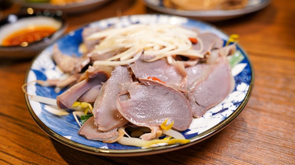 韭菜豆芽鵝胗口感吃起來有夠脆，咀嚼之中很有鮮味。（圖片來源：跳躍的宅男）