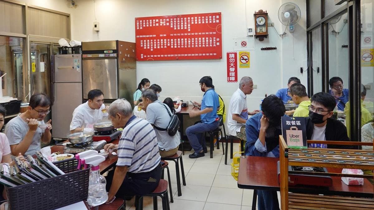 每到旺季用餐人潮總會客滿，建議要提前訂位。（圖片來源：SHINYBAN‘s Life / 甩尼班）