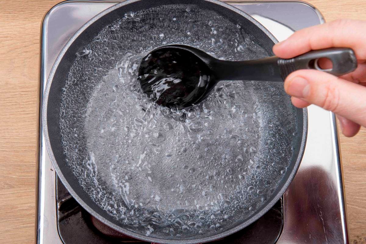 如何煮出完美水波蛋?形狀漂亮不牽絲,祕密就在加廚房都有的「1樣東西」 如何煮出完美水波蛋?形狀漂亮不牽絲,祕密就在加廚房都有的「1樣東西」