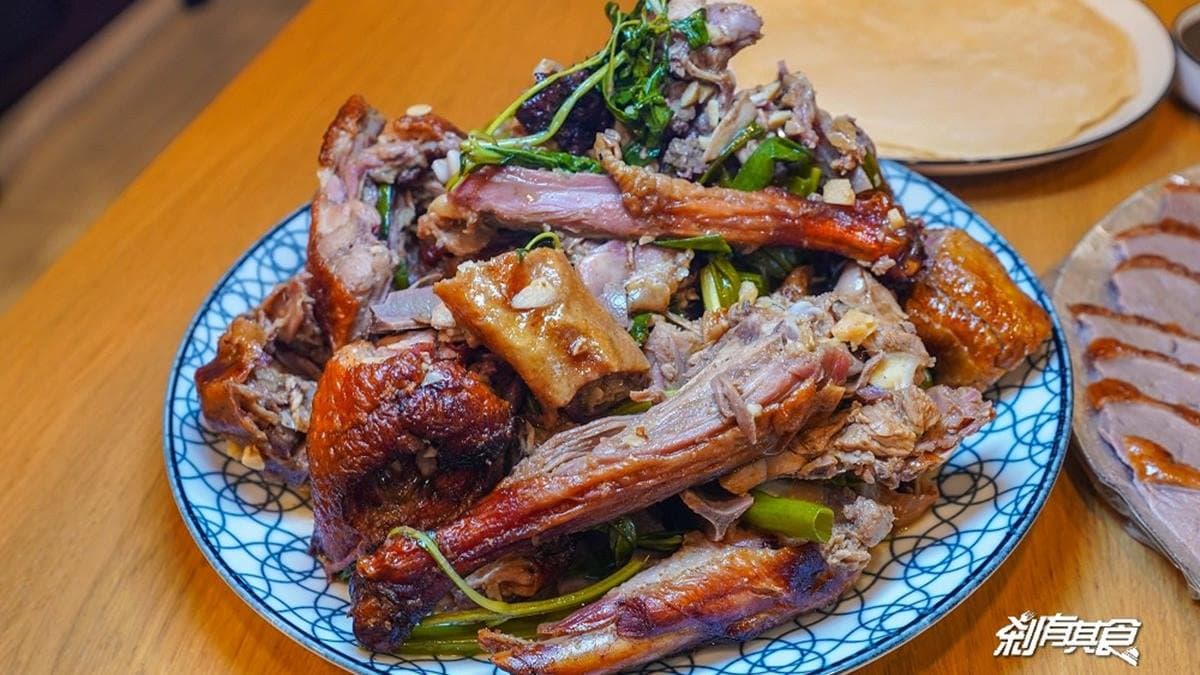 炒鴨的醬汁鹹中帶甜，吃起來較清爽，不會很油膩。（圖片來源：剎有其食）