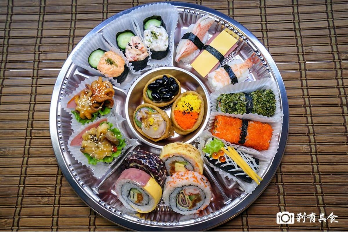 年末開趴必備！５大超澎派外帶壽司拼盤：每顆最低20元、厚切生魚片握壽司