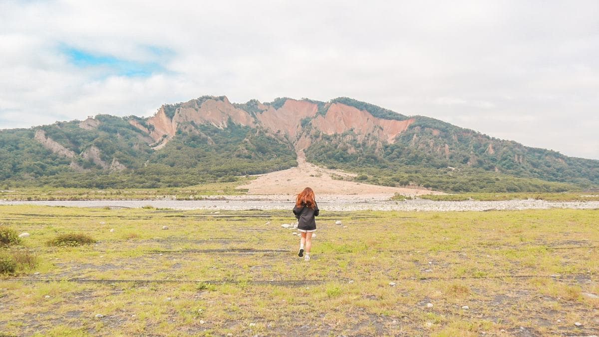 苗栗三義與苑裡交界的「火炎山」是臺灣小百岳之一，也是熱門的打卡景點。（圖片來源：巧莉的世界流浪筆記）