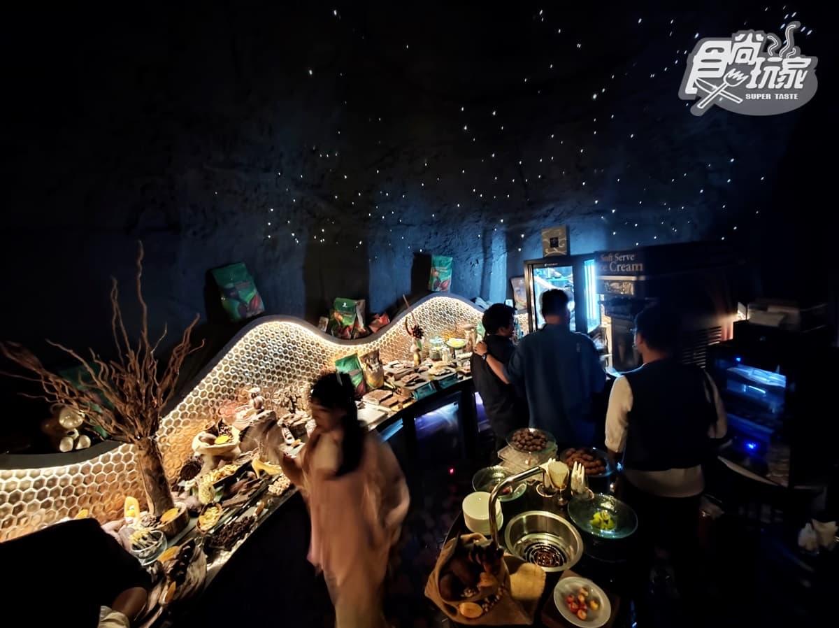 360度無死角夜景！曼谷絕美「高空酒吧」，必訪超隱密新亮點「巧克力洞窟」