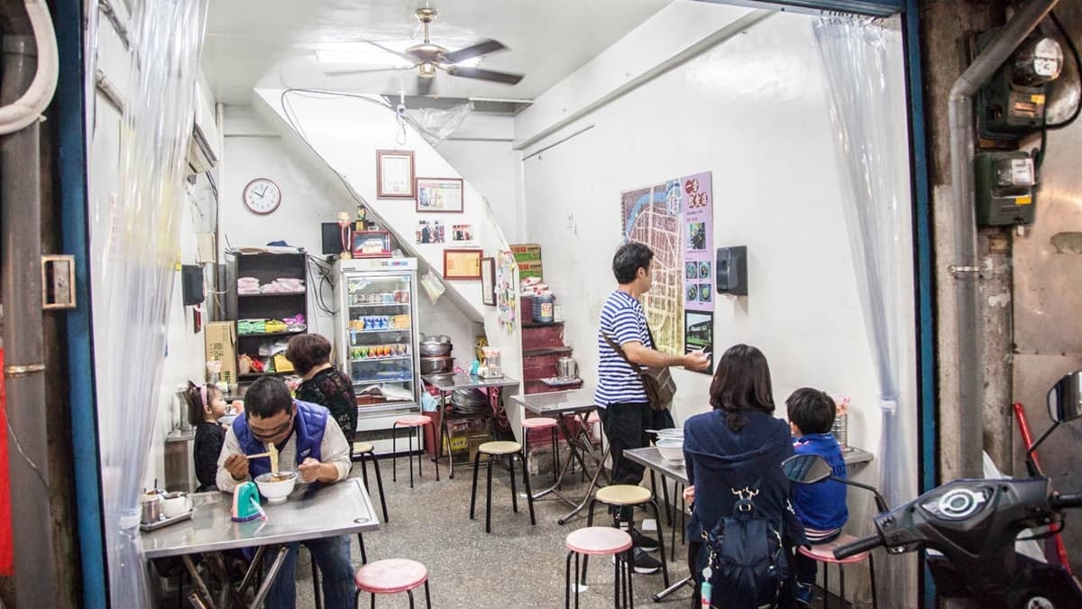 店家藏身在宜蘭的北館市場裡。（圖片來源：大手牽小手玩樂趣）