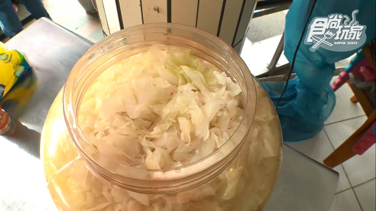 自製泡菜很清爽，讓口感更升級。
