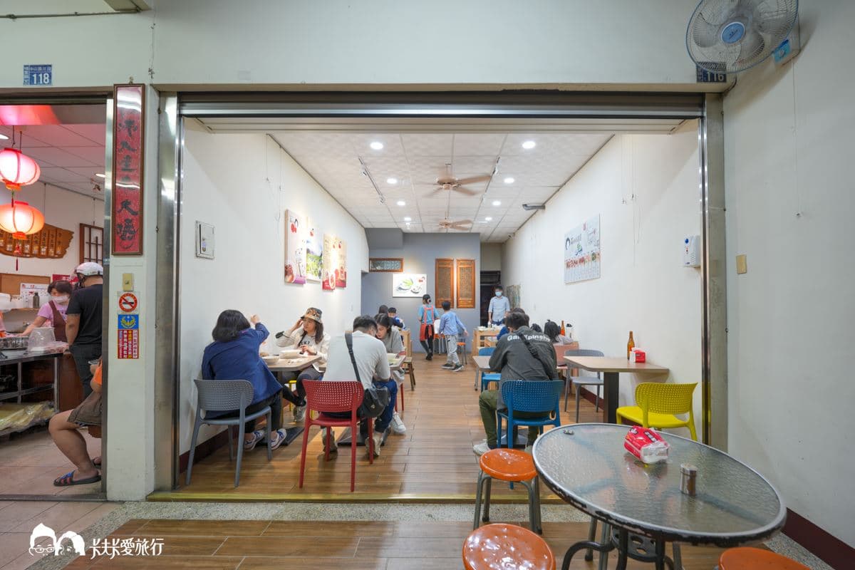 30年老店擠滿人！在地人最愛「彩虹湯圓」１碗嘗５口味，老饕激推爆餡鹹湯圓