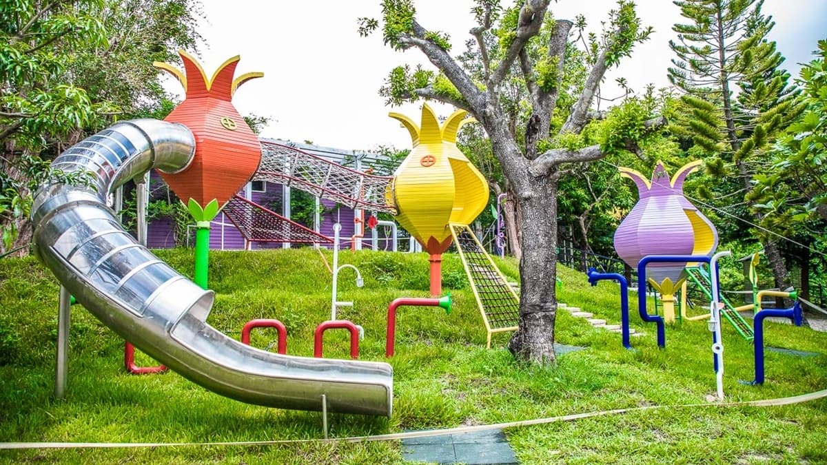 園區內還設有兒童遊戲區，很適合帶小孩來放電一下。（圖片來源：大手牽小手玩樂趣）