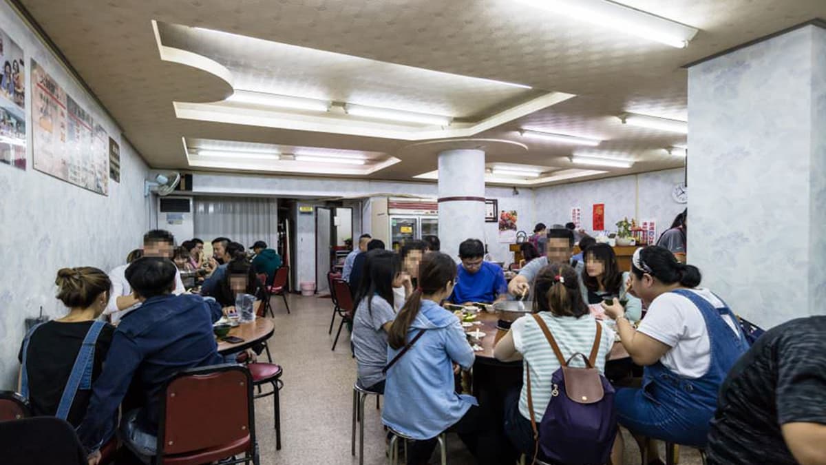 店內每天都是門庭若市，所以建議一定要事先訂位比較保險。（圖片來源：饗食客棧）