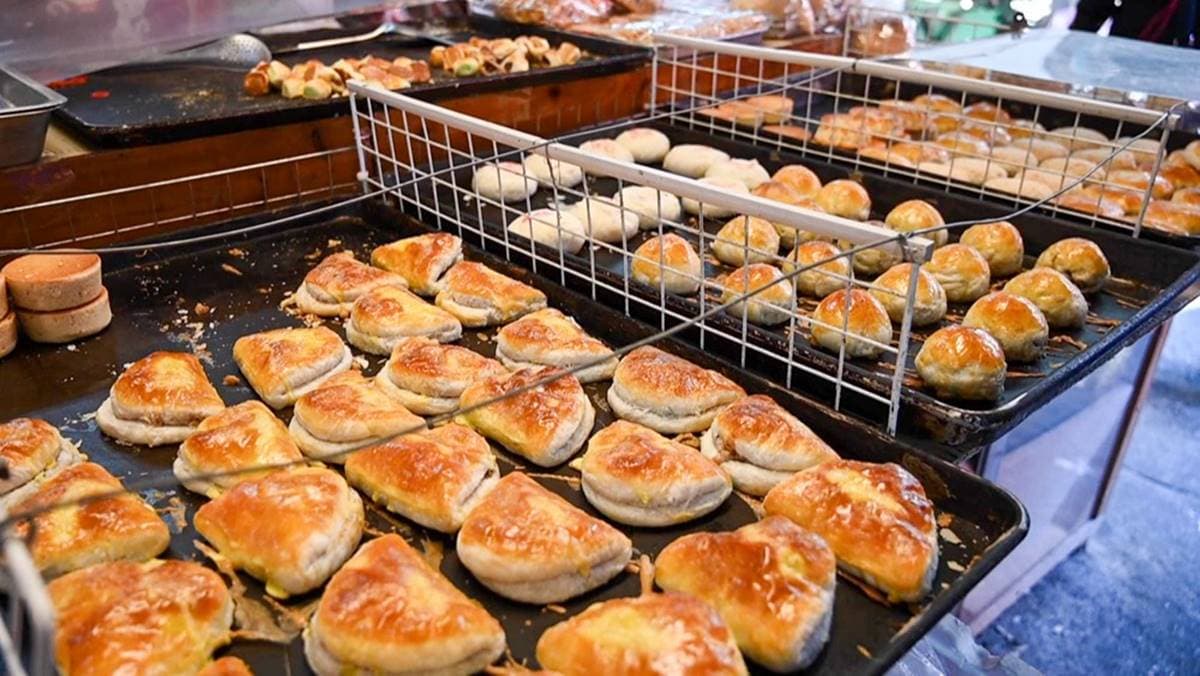多種選擇的糕餅，是傳統記憶的味道。（圖片來源：TAIWAN LIFE）