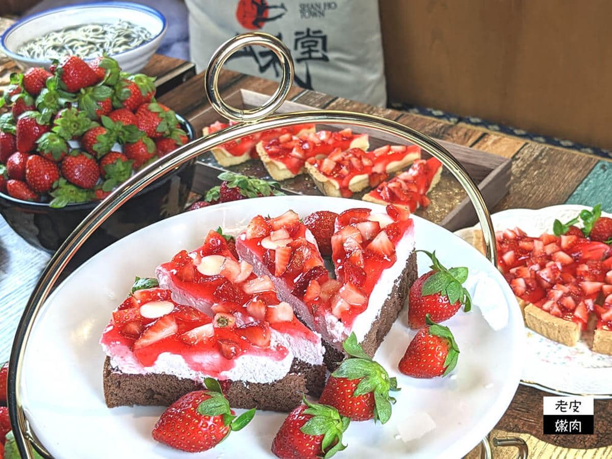 老闆不讓人減肥！中壢超狂「拉麵＋草莓吃到飽」僅359元，光嗑爆量草莓就回本