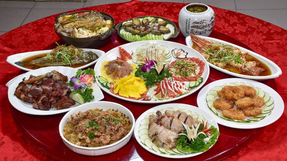 實體店面也有提供內用年菜套餐。（圖片來源：我是呂萱萱-吃喝玩樂愛分享）