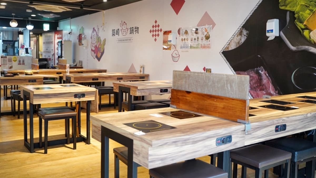 店內環境寬敞舒適，還貼心提供單人友善座位區。（圖片來源：阿華田的美食日記）