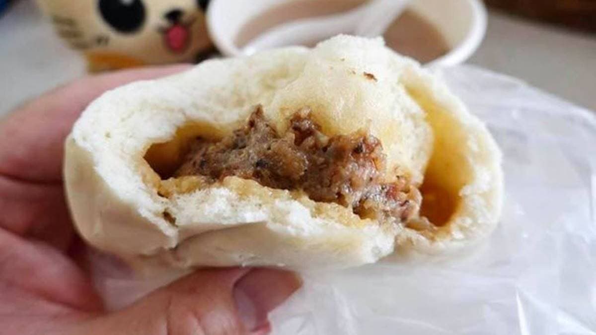 肉包是許多人逛迪化街必吃的美食，可以購買冷凍包子回家或宅配訂購。（圖片來源：貓大爺部落格）