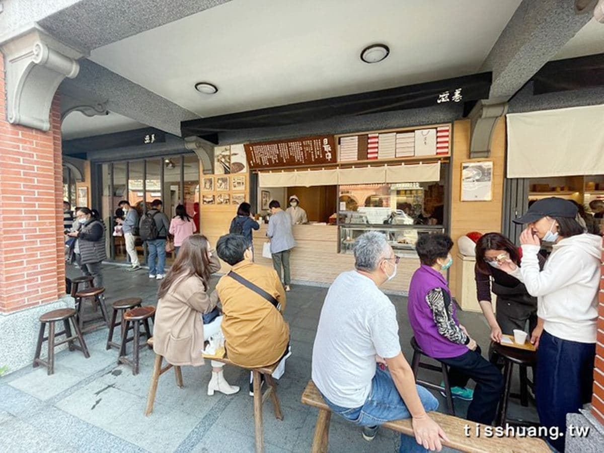 天亮就要卡位！台北最難搶「草莓大福」老店在這，路邊就能爽嗑日本宮廷甜點