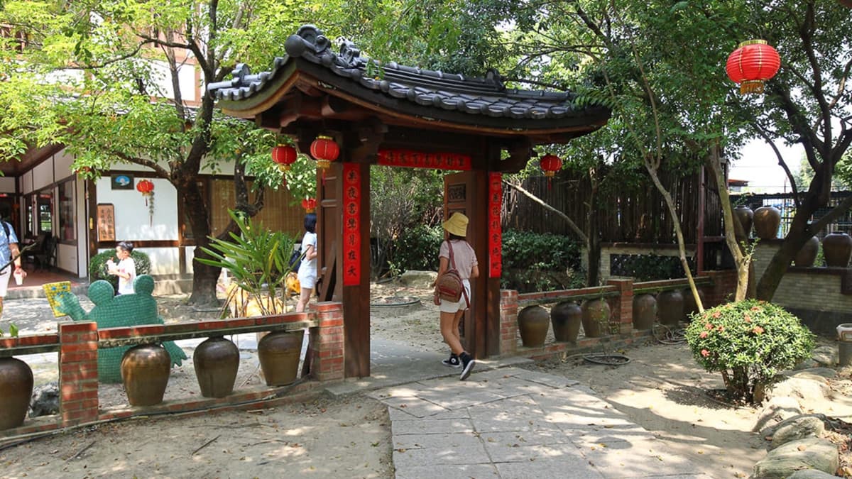 園區裡面不少的建築形式，以傳統台式建築為主。（圖片來源：口袋吃吃五十咩）
