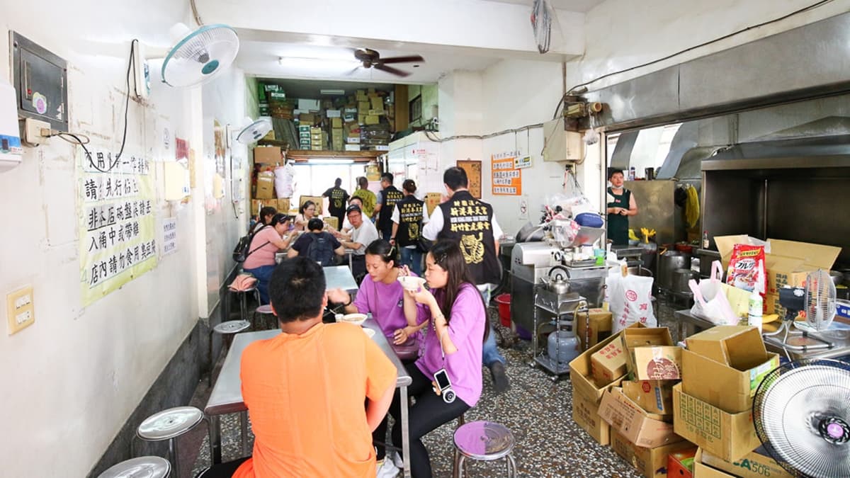 店裡提供不少座位。（圖片來源：口袋吃吃五十咩）