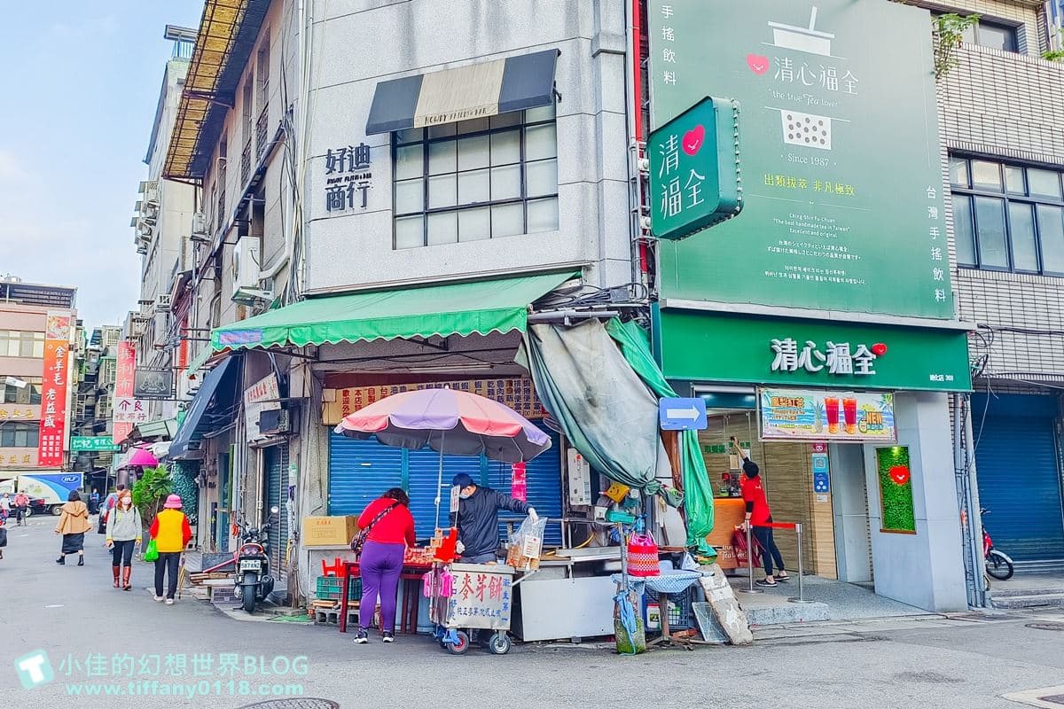 記憶中的古早味！老攤「現拉麥芽糖」過程超療癒，獨門花生粉＋梅粉一吃上癮