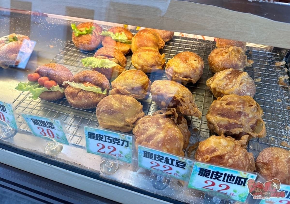 這不是炸雞腿！老牌「脆皮甜甜圈」口味將近20種，季節限定草莓口味也必搶