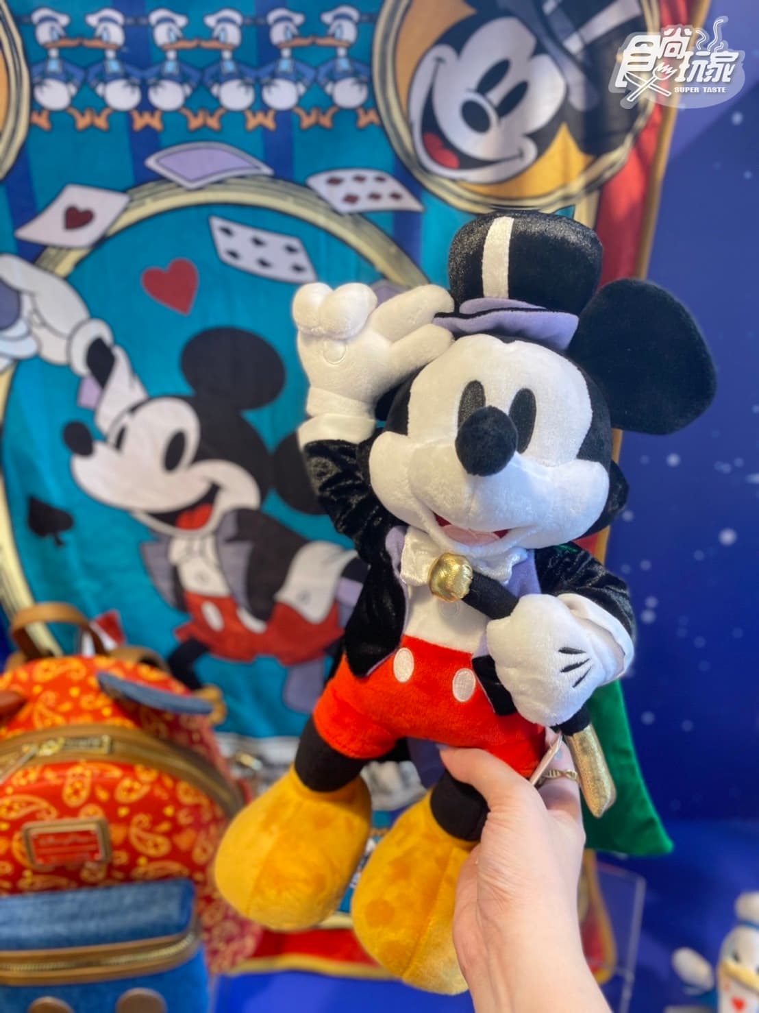 迪士尼台灣「shopDisney」免代購買爆！全新草莓香熊抱哥、100週年商品上架