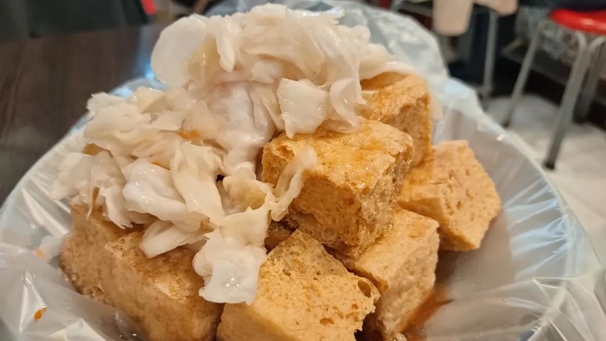 泡菜的量給得很充足。（圖片來源：吃貨的藏寶箱）