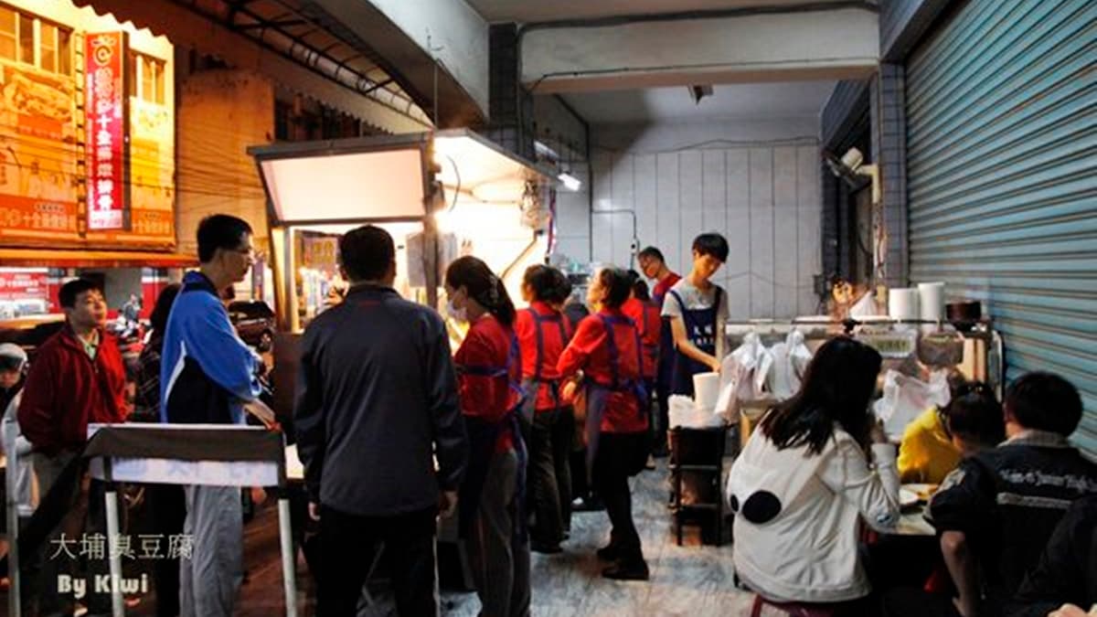 內用不用排隊，須自行找位置填單。（圖片來源：Kiwi樂活食旅）