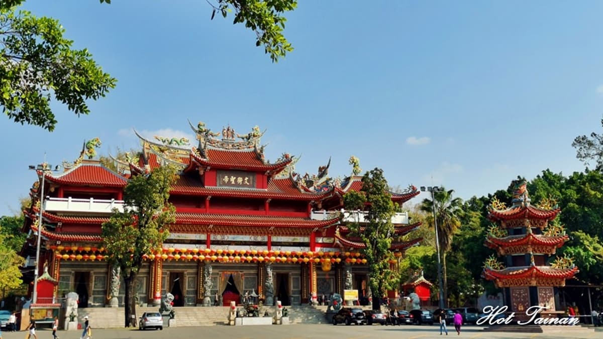「龍崎文衡殿」是１間祀奉關聖帝君的廟宇。（圖片來源：熱血玩台南。跳躍新世界）