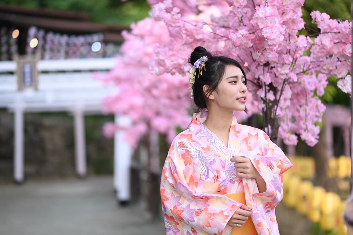 追櫻衝一波！豪華露營、神木群賞花海，全台必追「５大賞櫻體驗」