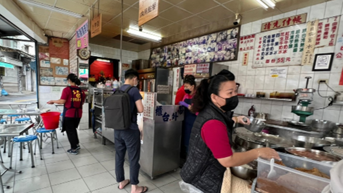 冷熱冰是很多人推薦到屏東潮州必吃的在地美食。（圖片來源：參陸小姐過日子）