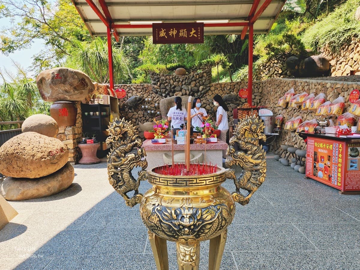 全台唯一「元寶土地公」藏在這!求金元寶招好運,百年古廟過年走春必朝聖 全台唯一「元寶土地公」藏在這!求金元寶招好運,百年古廟過年走春必朝聖