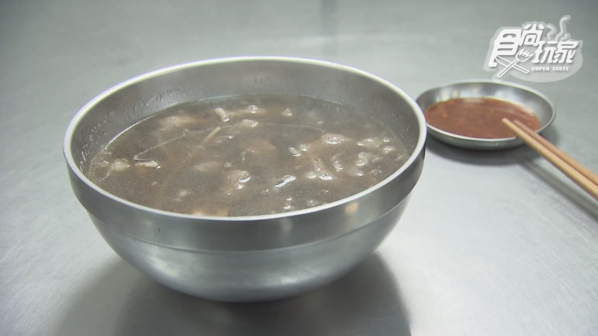老饕必點「當歸羊肉湯」，一喝身體立刻暖。