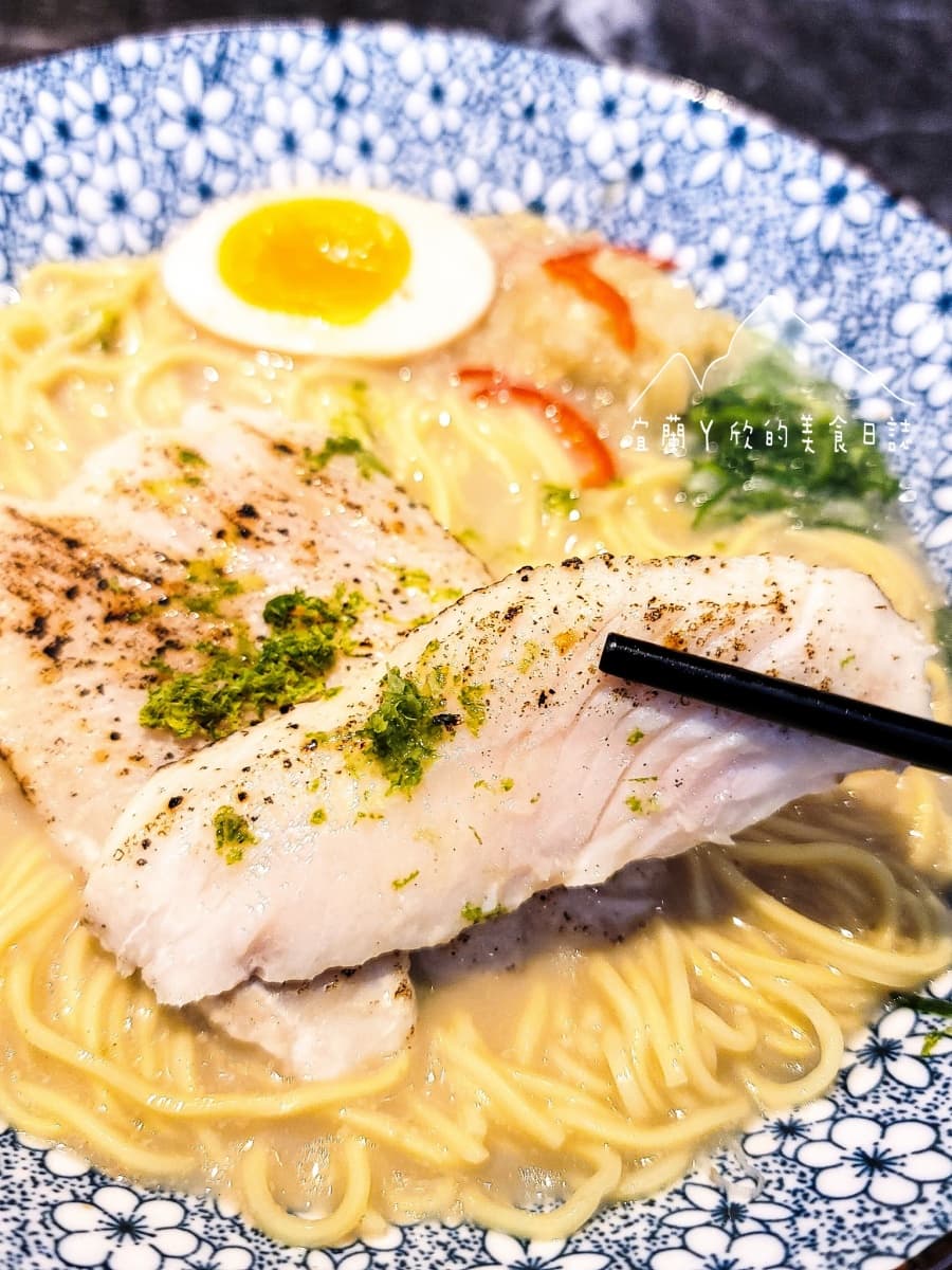 花蓮「排隊麵店」登陸北部！免費加湯加麵超佛，老饕最愛「膠原蛋白魚湯」