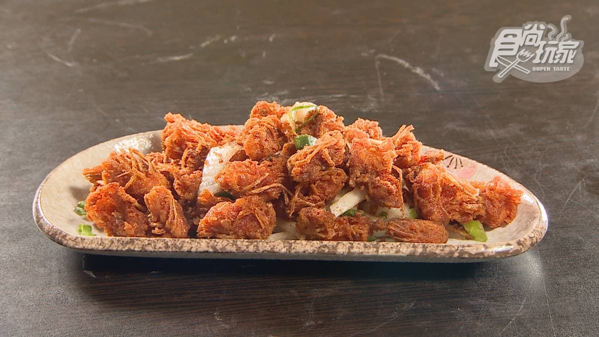 炸蝦頭有滿滿蝦膏，外酥內嫩超下飯。