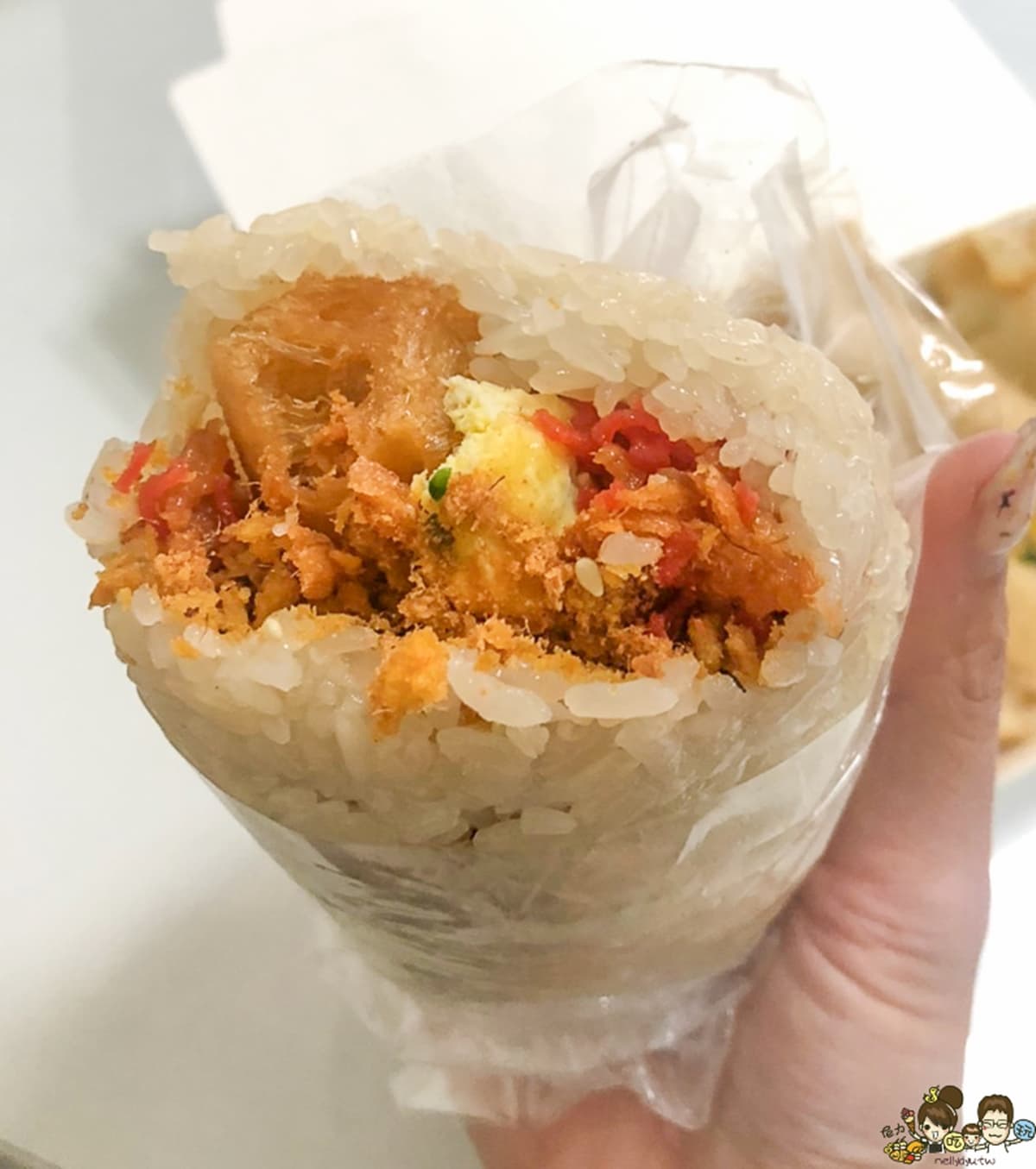 分量多到用便當盒裝！網推「隱藏版蛋餅飯」30元開吃，包滿糯米＋配料超飽足