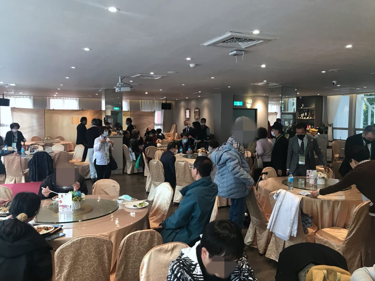開箱國會餐聽！立法院藏「神級熱炒」老饕吃過都說讚，必點軟Ｑ排骨醬香誘人