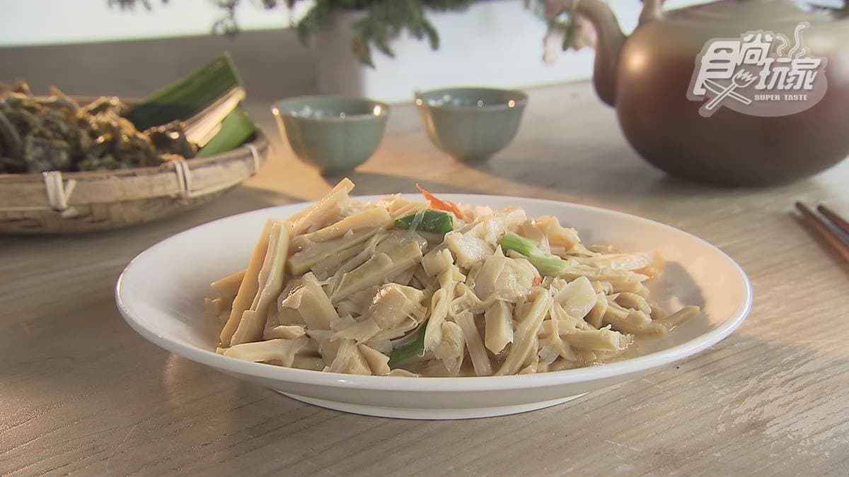 「林園茶香」是南投的祕境餐廳，是需要預約才能品嘗。